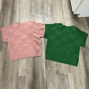 Bundle of 2 Short Sleeve Sweaters